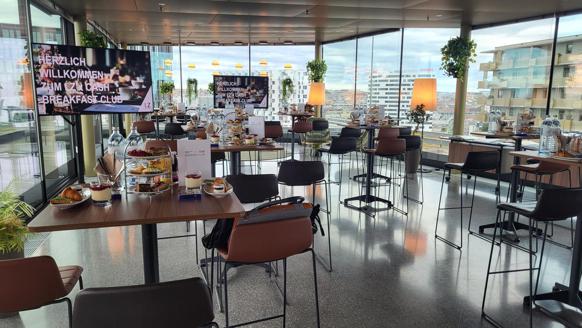 Der LZ Breakfast Club fand in diesem Jahr erstmals in Wien statt und der stylische Erste Campus bot den passenden Veranstaltungsort.